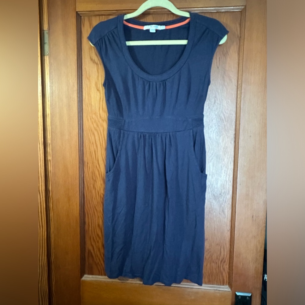 Boden jersey knit dress w/pockets!